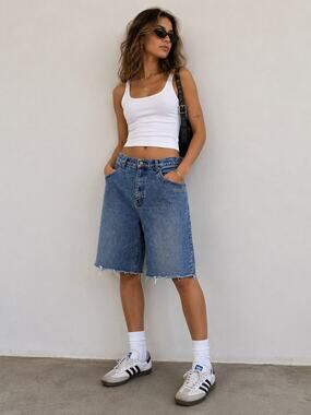 Bill Blass Women’s Denim Jorts 30" Waist Blue Wash Raw Hem Bermuda Shorts
